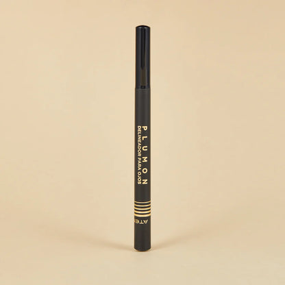 DELINEADOR EN PLUMÓN NEGRO 1ST SCENE